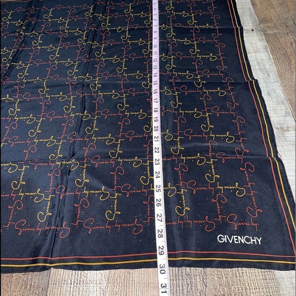 Vintage Givenchy Signature Silk Scarve in
Black - Picture 4 of 6